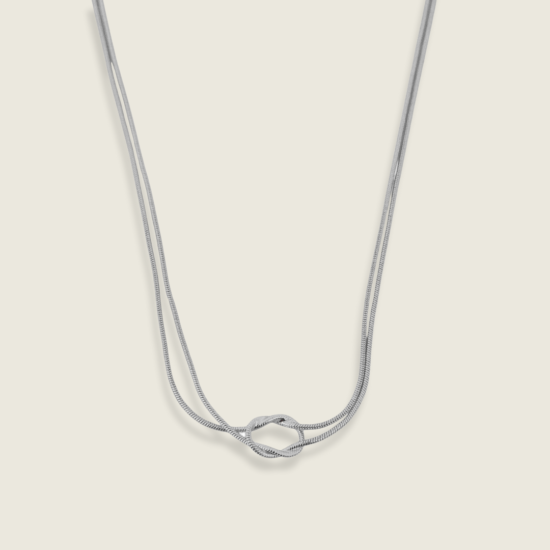 COLLAR NUDO PLATEADO