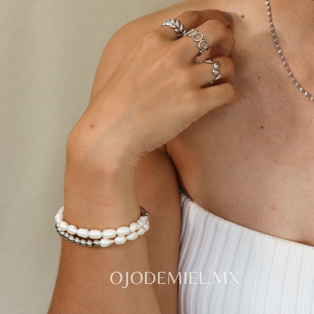 PULSERA PERLAS PLATEADA