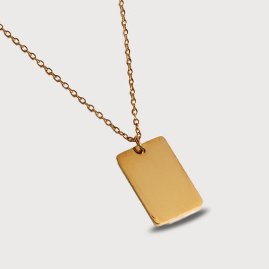 COLLAR PLACA DORADA CHICA