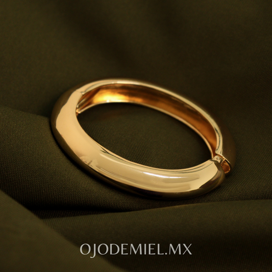 PULSERA NURU DORADA