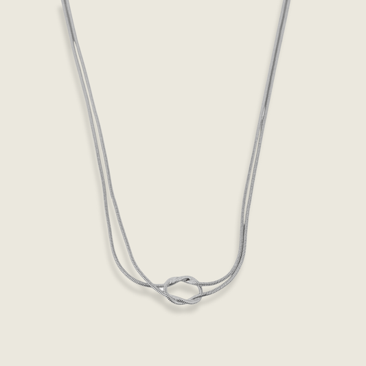 COLLAR NUDO PLATEADO