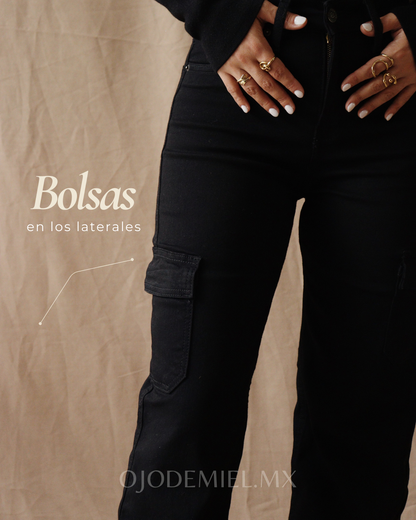 PANTALÓN CARGO NEGRO