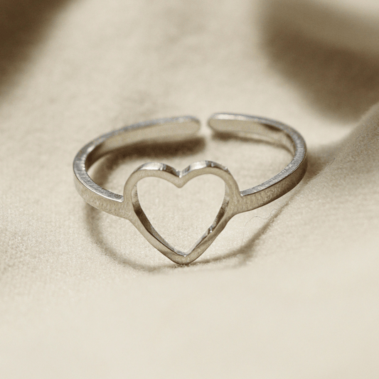 ANILLO CORAZÓN PLATEADO