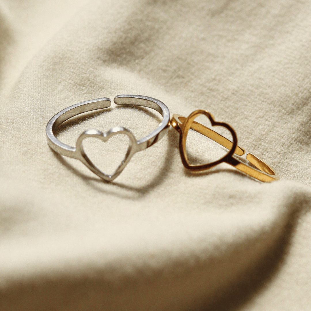 ANILLO CORAZÓN DORADO