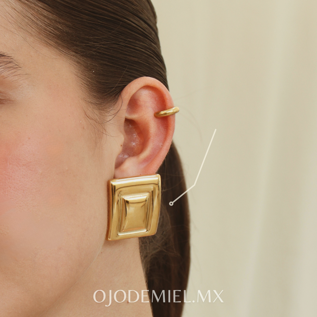 ARETES AVA DORADOS