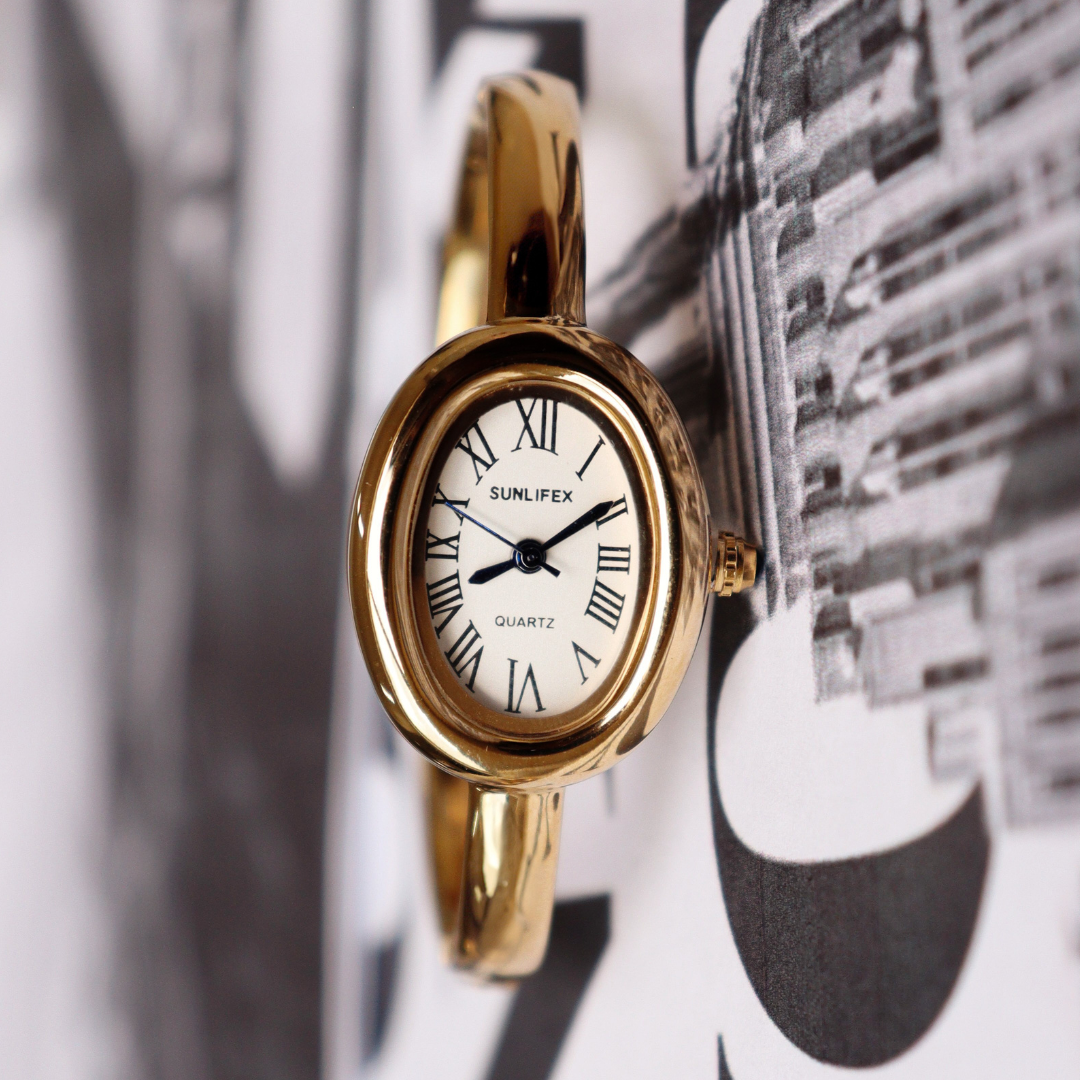 RELOJ VINTAGE DORADO