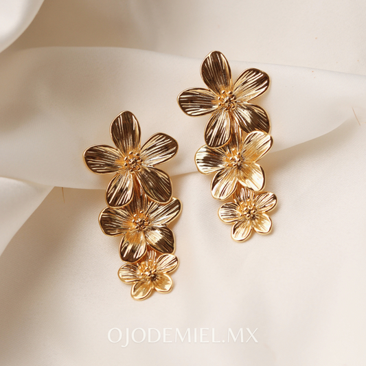 ARETES DALIA DORADOS