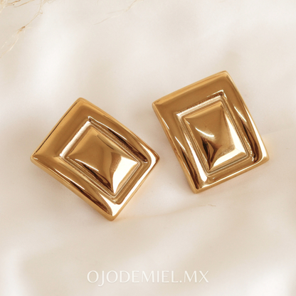 ARETES AVA DORADOS