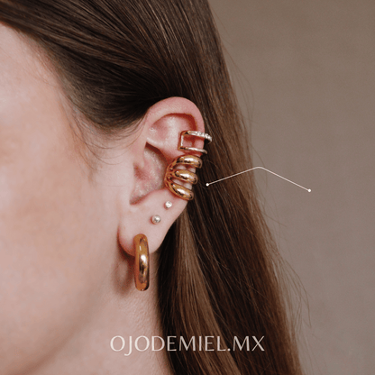 EARCUFF TRIPLE LINEA DORADO