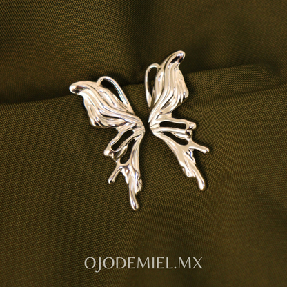 ARETES BUTTERFLY PLATEADOS