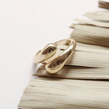 Cargar imagen en el visor de la galería, ANILLO GOTA
