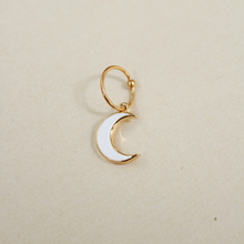 Cargar imagen en el visor de la galería, PIERCING LUNA BLANCA
