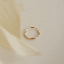Cargar imagen en el visor de la galería, PIERCING DORADO ORO 10K LISO
