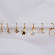 Cargar imagen en el visor de la galería, PIERCING CUADRO BRILLANTE
