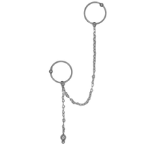 Cargar imagen en el visor de la galería, PIERCING PLATEADO CADENA SENCILLA
