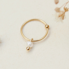 Cargar imagen en el visor de la galería, PIERCING PERLA NATURAL MINI
