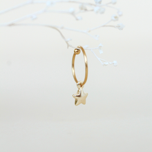 Cargar imagen en el visor de la galería, PIERCING ESTRELLA MINI
