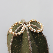 Cargar imagen en el visor de la galería, ARRACADAS PEARLS LOVE
