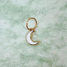 Cargar imagen en el visor de la galería, PIERCING LUNA BLANCA
