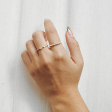 Cargar imagen en el visor de la galería, ANILLO VALENTINE&#39;S
