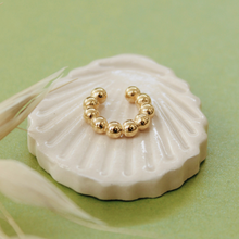 Cargar imagen en el visor de la galería, EARCUFF BOLITAS
