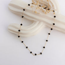 Cargar imagen en el visor de la galería, CHOKER BOLITAS NEGRAS
