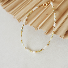 Cargar imagen en el visor de la galería, TOBILLERA PEARLS &amp; GREEN
